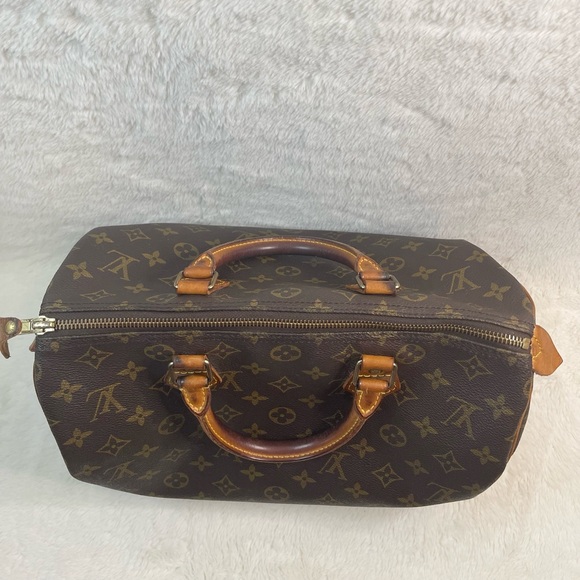 Louis Vuitton Speedy 30 Monogram Canvas Vintage Handbag Made in USA - Picture 3 of 16